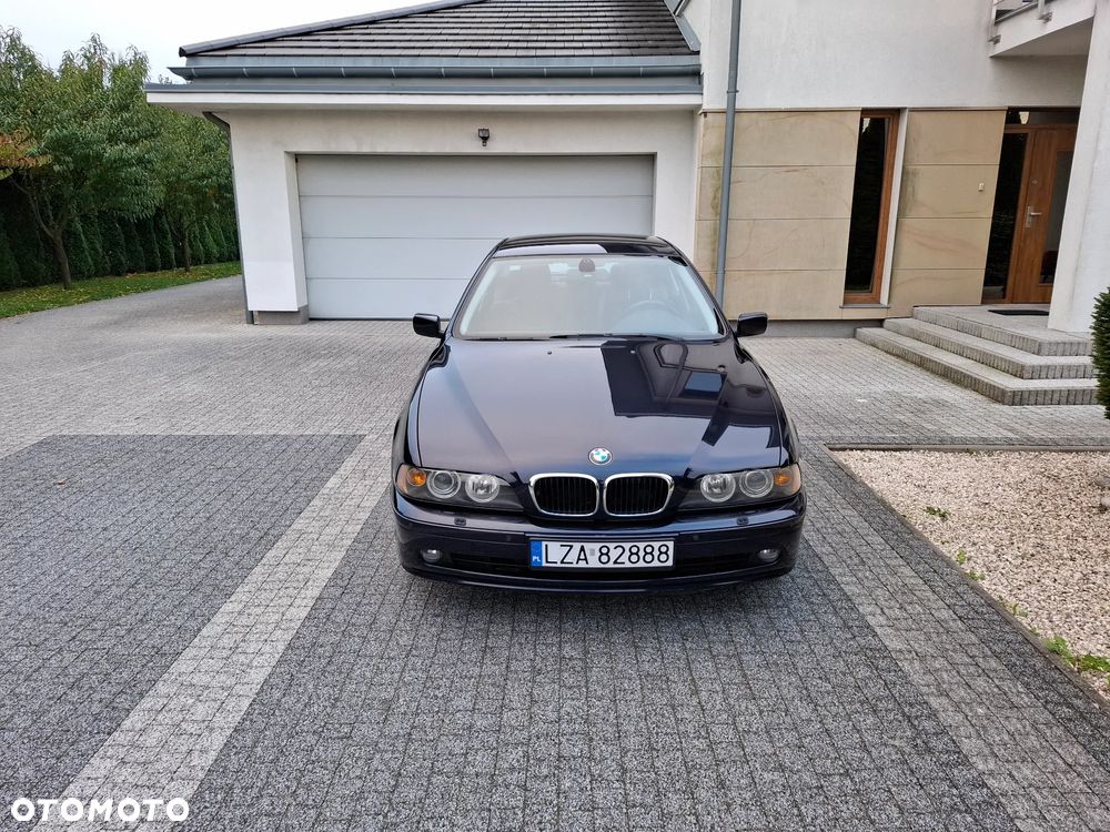 BMW Seria 5 525i - 2