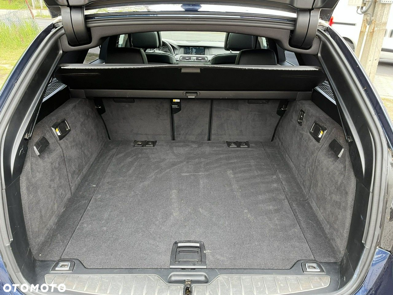 BMW Seria 5 535d Touring - 28