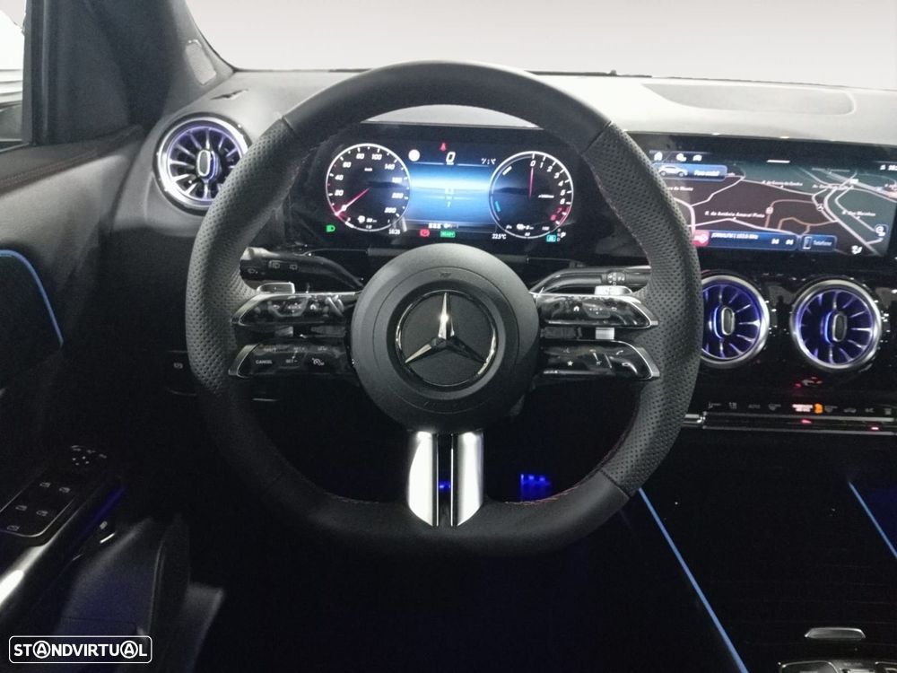 Mercedes-Benz GLA 250 - 10