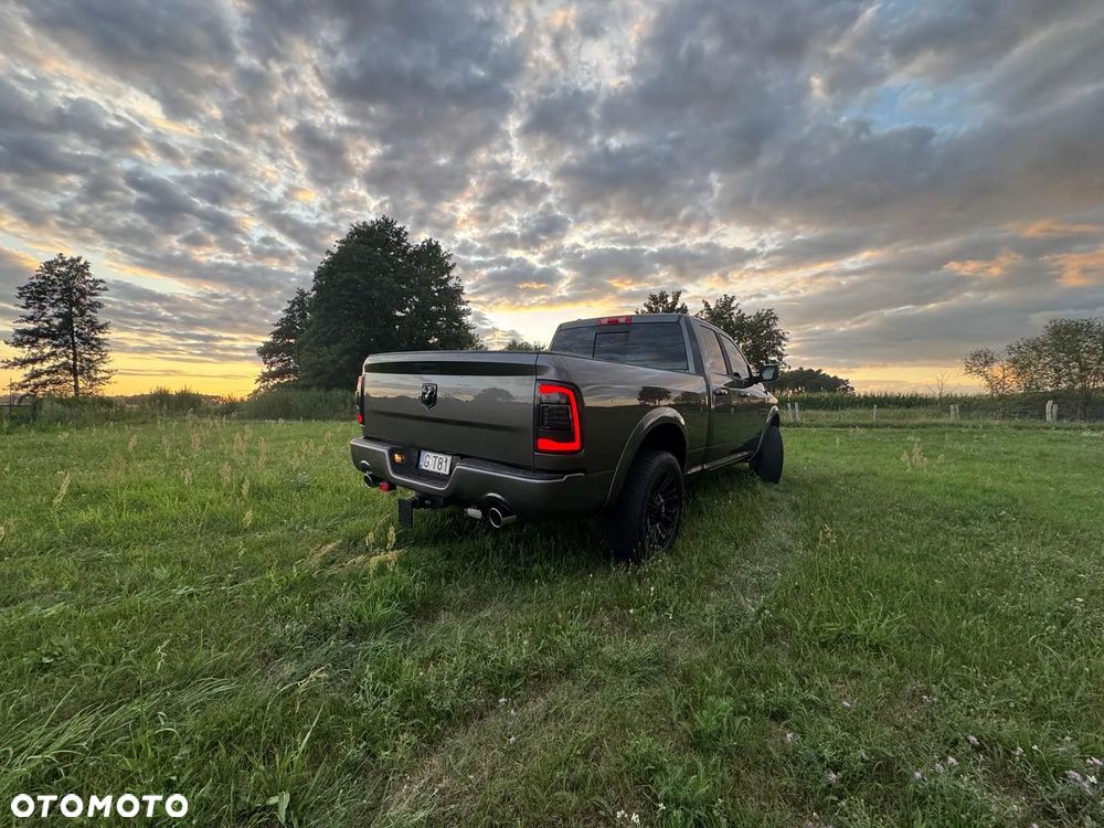 Dodge RAM 1500 5.7 4x4 - 3