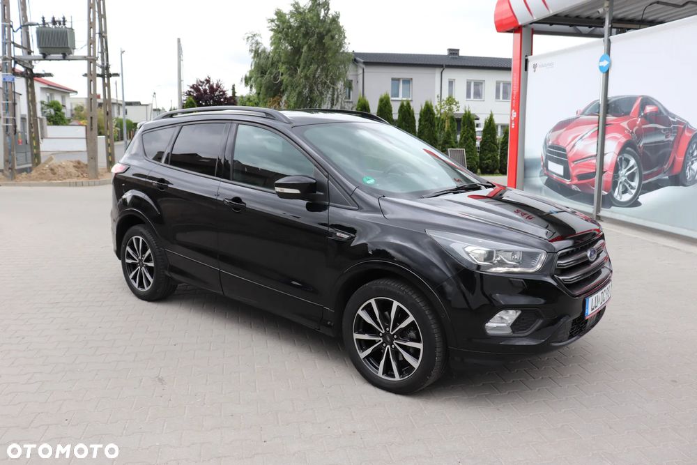 Ford Kuga 1.5 EcoBoost 2x4 ST-Line - 11