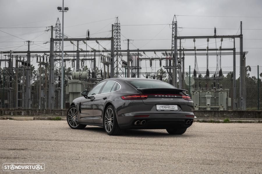 Porsche Panamera 4 S - 13