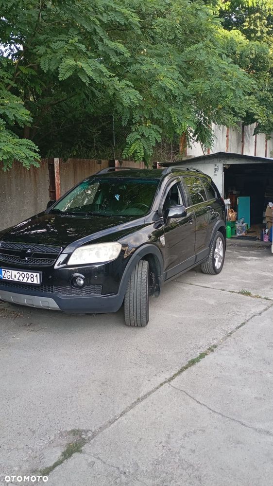 Chevrolet Captiva 2.0 d LT high 5os - 27