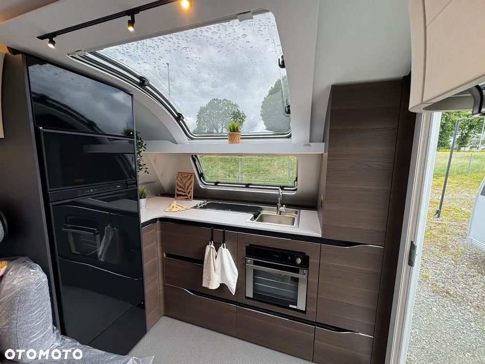 Adria Alpina 663 HT - 14