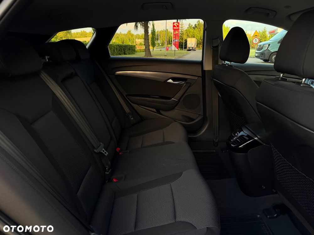 Hyundai i40 Kombi 2.0 Automatik Premium - 9