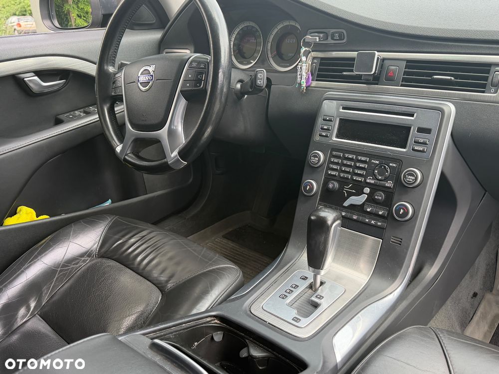 Volvo V70 D3 Geartronic Kinetic - 23