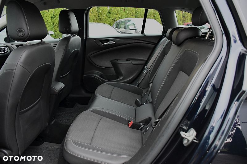 Opel Astra 1.4 Turbo Start/Stop Innovation - 23