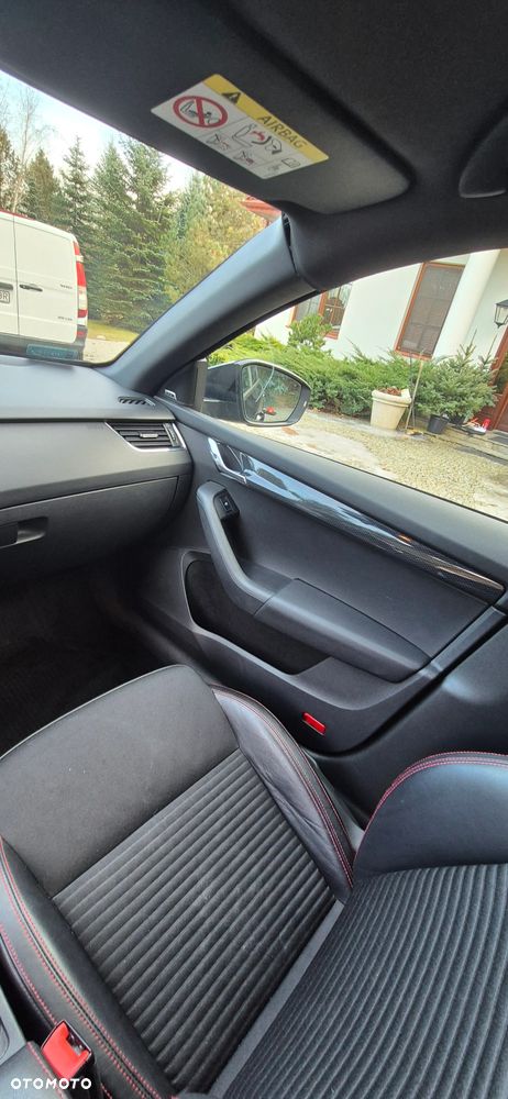 Skoda Octavia 2.0 TDI RS DSG - 28