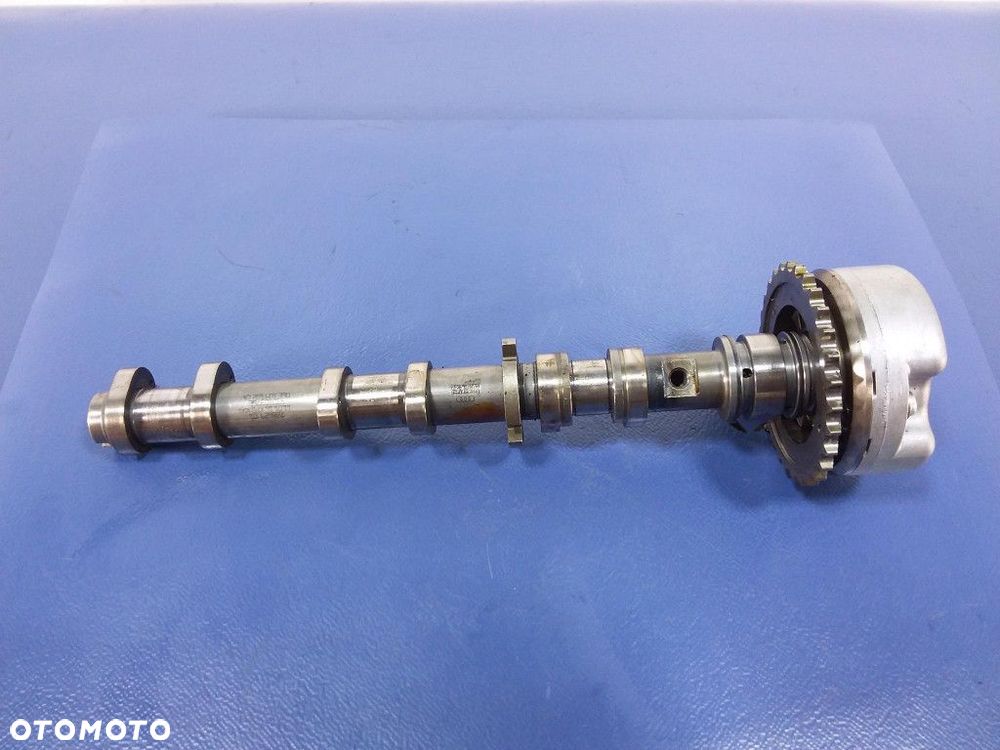 AUDI A8 D4 3.0 TFSI CRE WAŁEK ROZRZĄDU 06E109102CA - 1