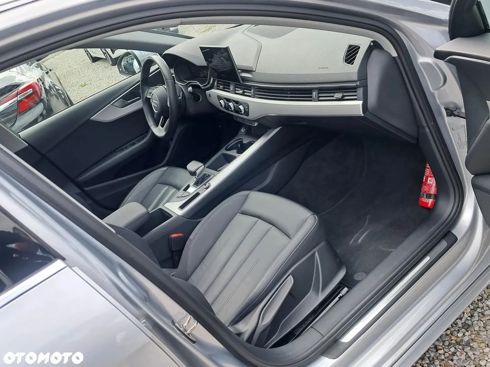 Audi A4 Avant 2.0 TDI S tronic sport - 24
