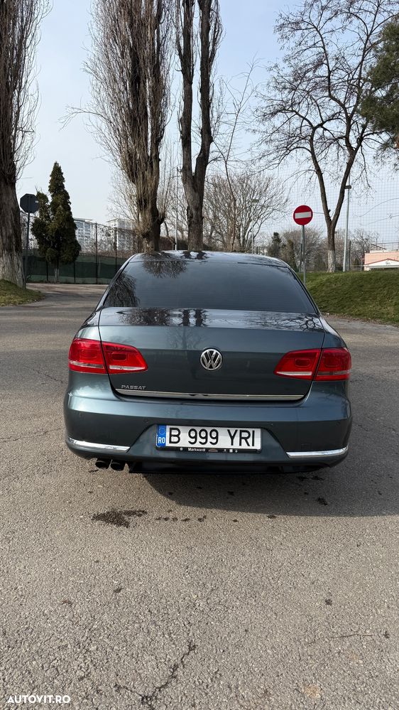 Volkswagen Passat 2.0 TDI Blue TDI DSG Highline - 5