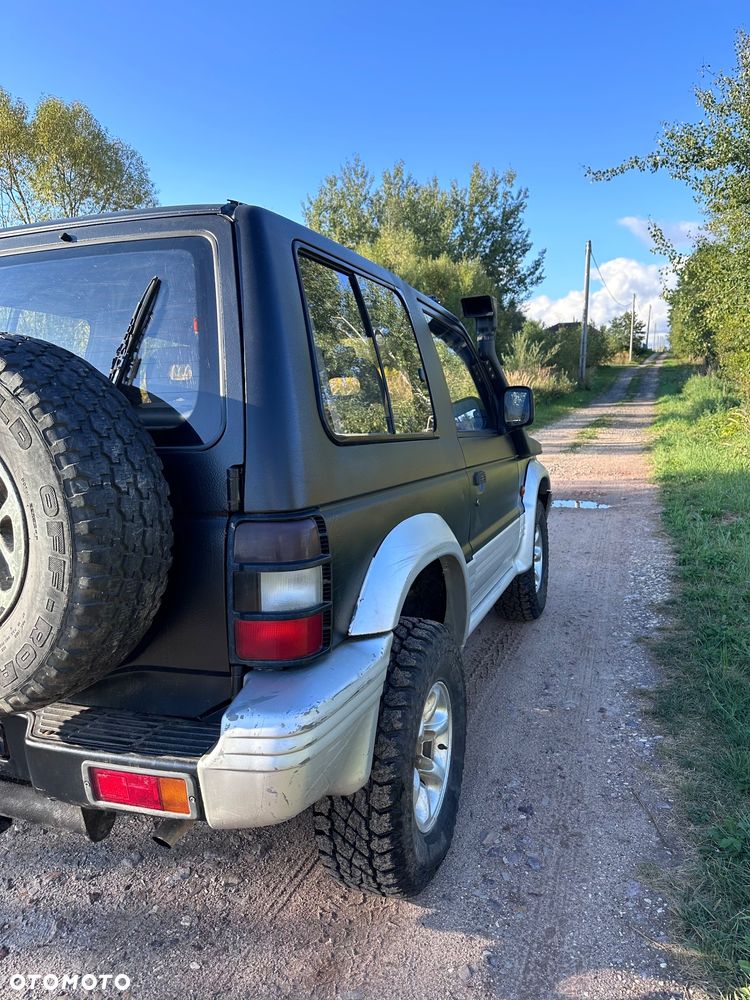 Mitsubishi Pajero 3.0 GLS - 7