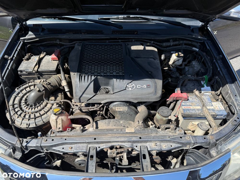 Toyota Hilux 3.0 D-4D SR5 - 37