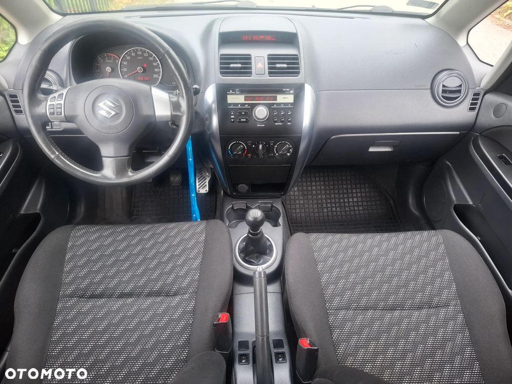 Suzuki SX4 1.6 GLX / Comfort - 25