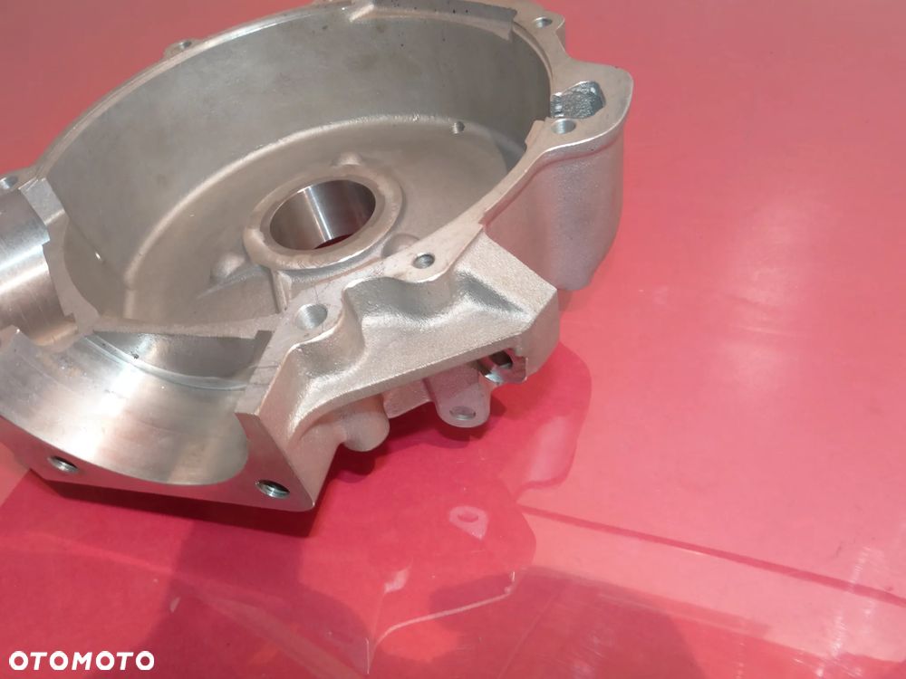 HARLEY DAVIDSON  UL ULH KORPUS SILNIKA  Lewa strona obudowy silnika UL ULH Numer OEM 24536-37NOWA REPLIKA  H081 - 9