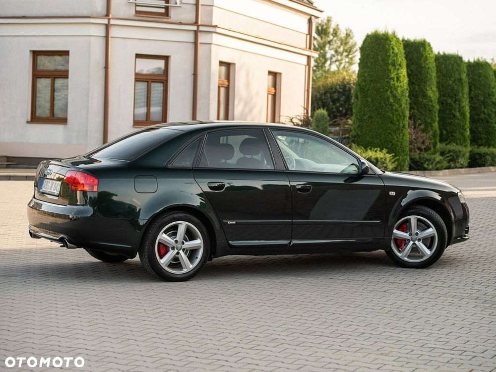 Audi A4 Limousine 2.0T FSI Quattro - 17
