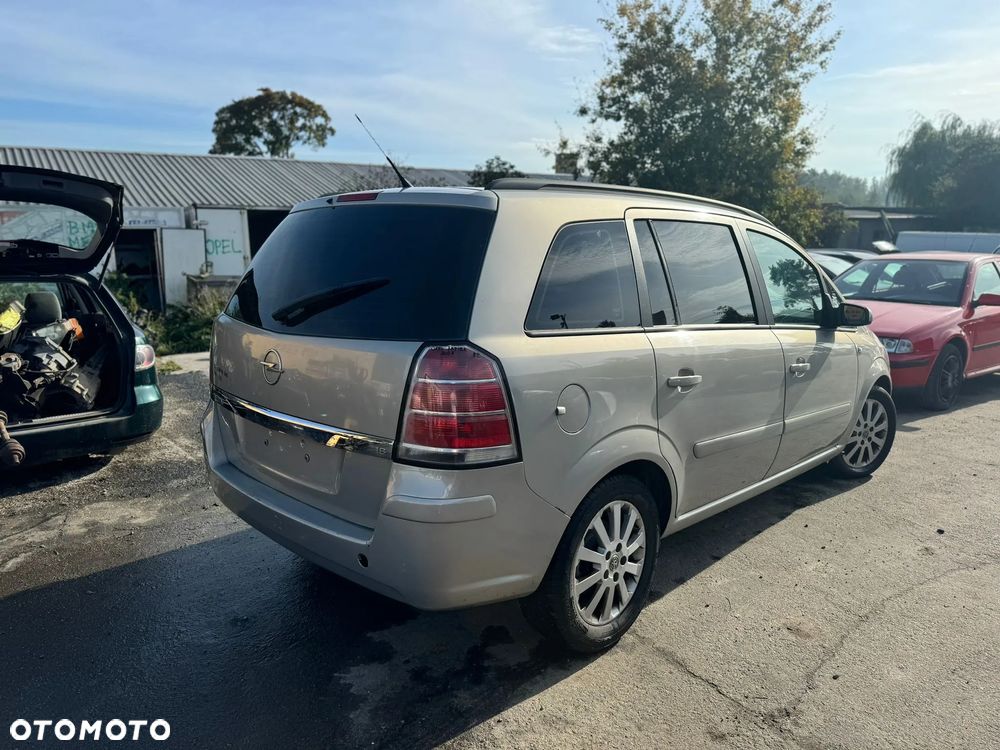 OPEL ZAFIRA B MASKA POKRYWA SILNIKA 167 - 10