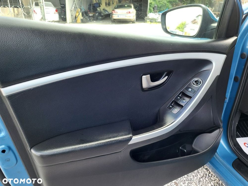 Hyundai i30 - 17