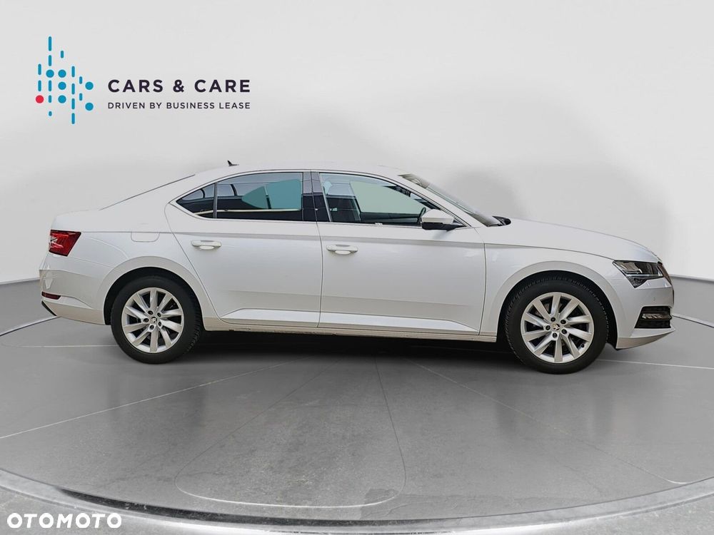 Skoda Superb 2.0 TDI SCR Ambition DSG - 20