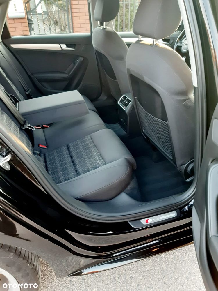 Audi A4 Limousine - 23
