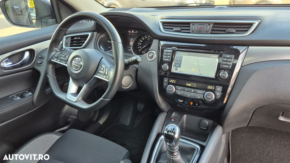 Nissan Qashqai 1.5 DCI Start/Stop N-Connecta - 8
