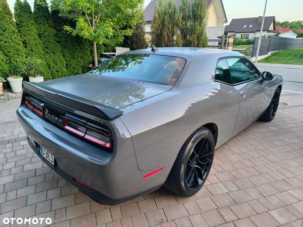 Dodge Challenger 6.4 Scat Pack - 7