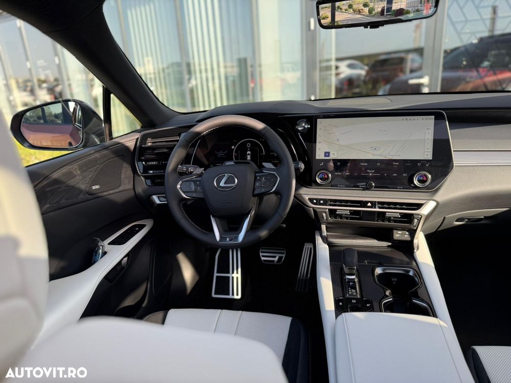 Lexus Seria RX - 11