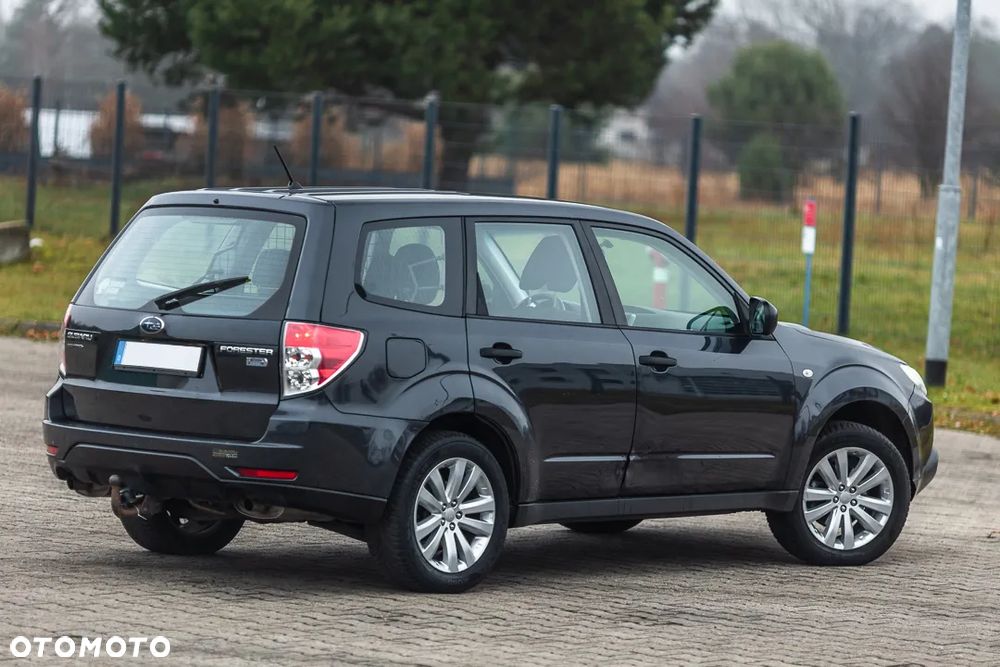 Subaru Forester 2.0D Comfort - 12