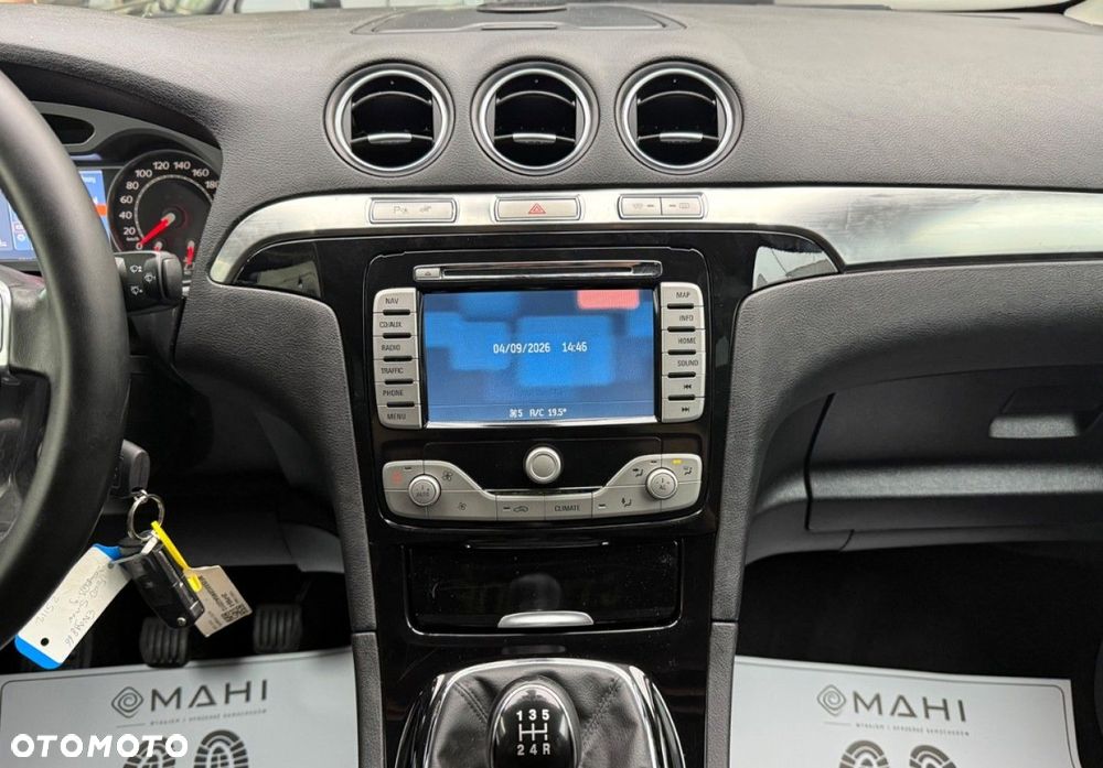 Ford S-Max 2.0 Titanium - 21
