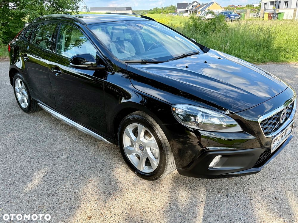 Volvo V40 Cross Country D3 Momentum - 2