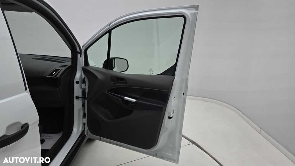 Ford Transit Connect - 18