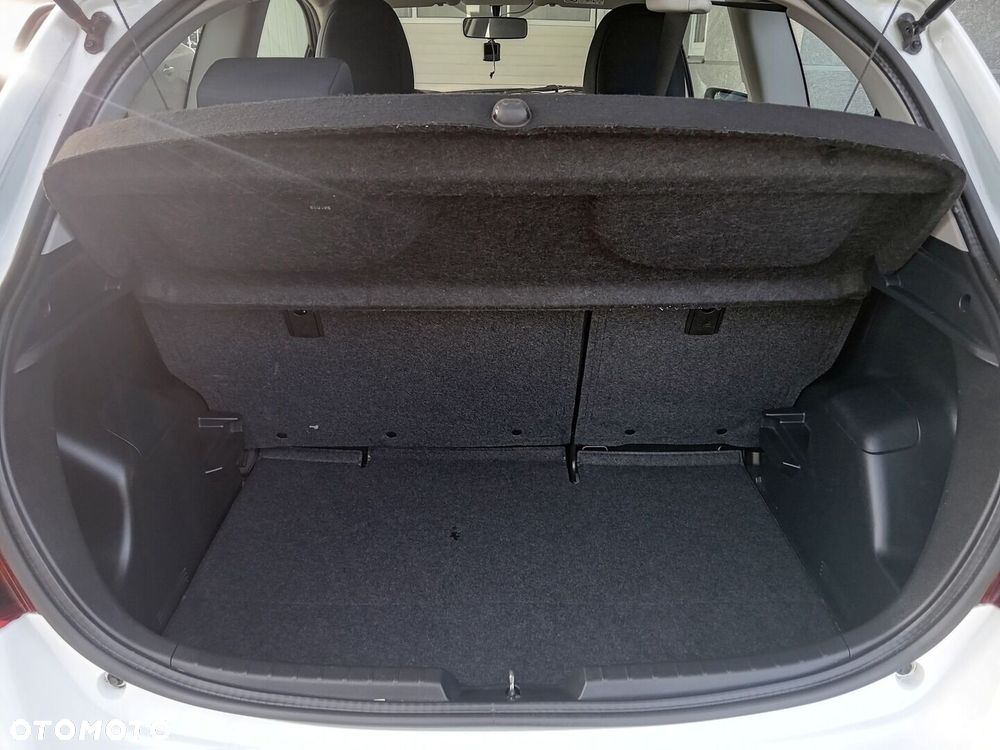 Toyota Yaris 1.33 Active EU6 - 8