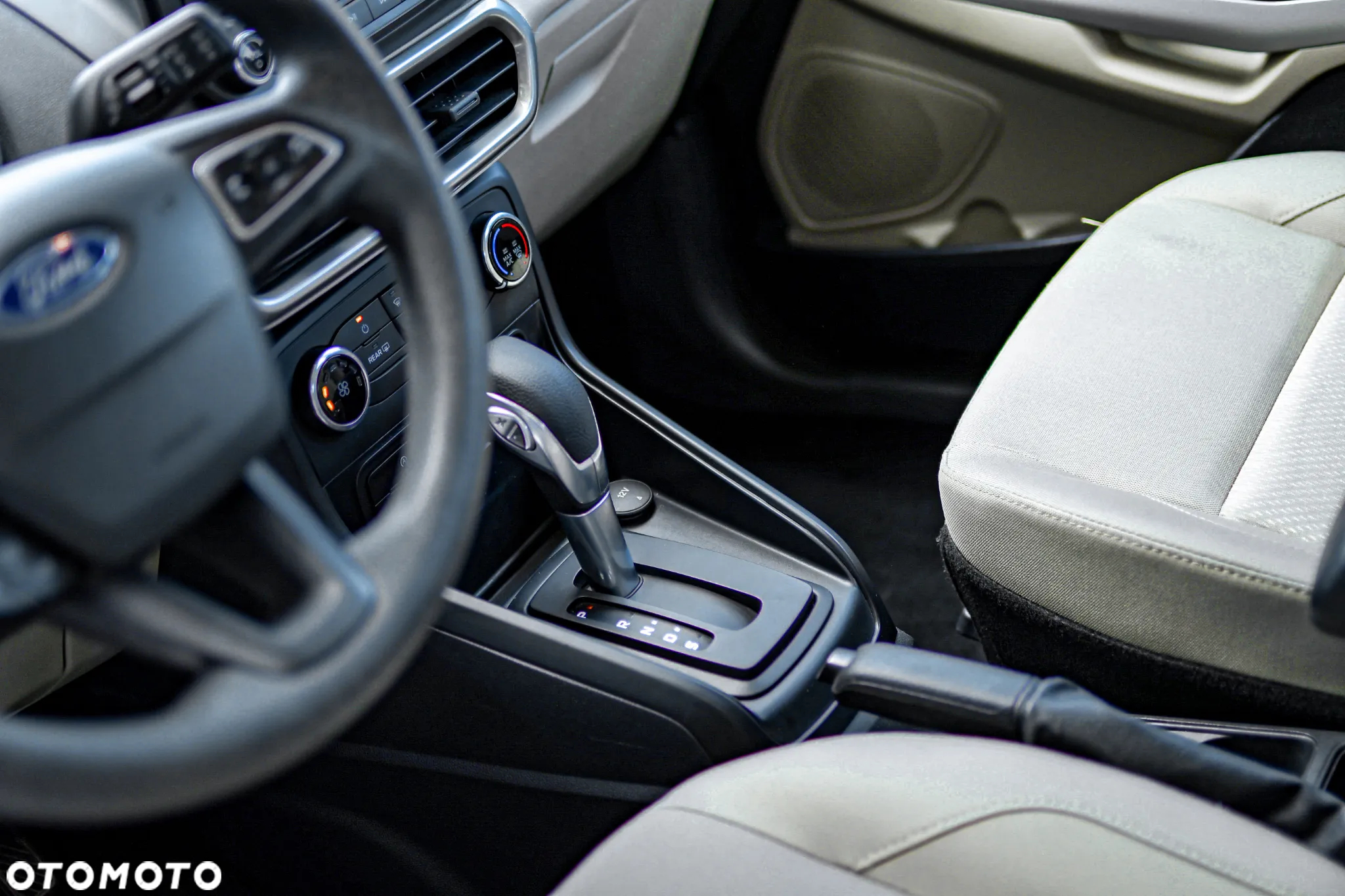 Ford EcoSport - 11