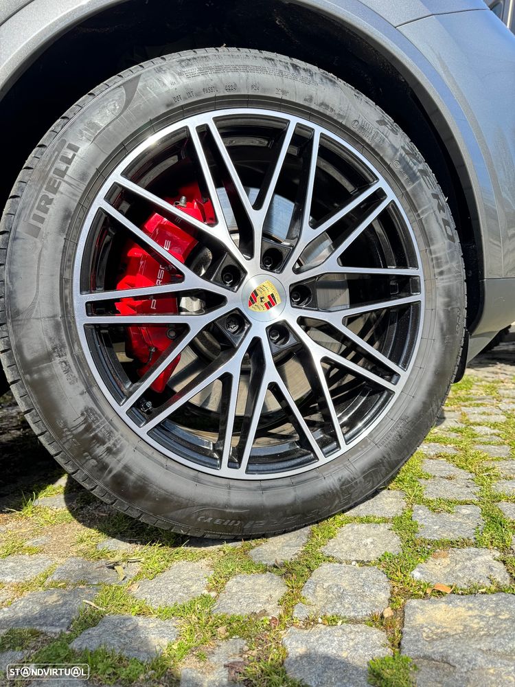 Porsche Cayenne Coupé S E-Hybrid Tiptronic S Black Edition - 24