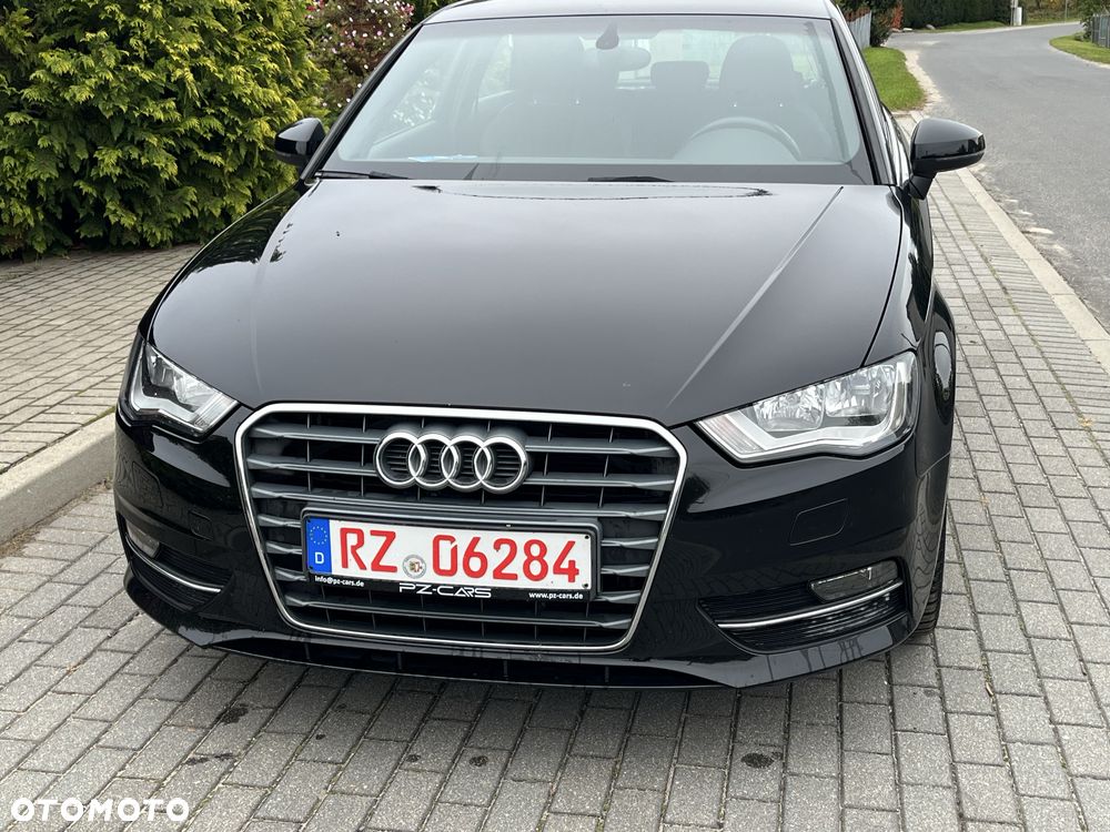 Audi A3 Sportback - 1