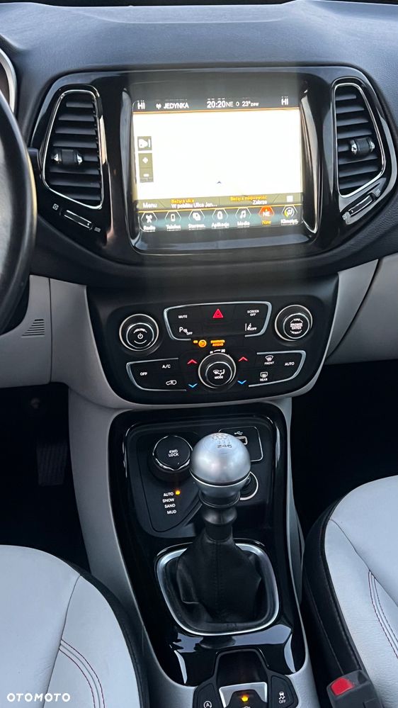 Jeep Compass 2.0 MultiJet Active Drive Limited - 31