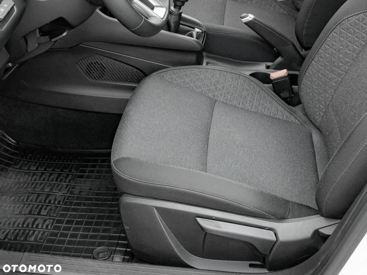 Renault Clio 1.0 TCe Equilibre - 14