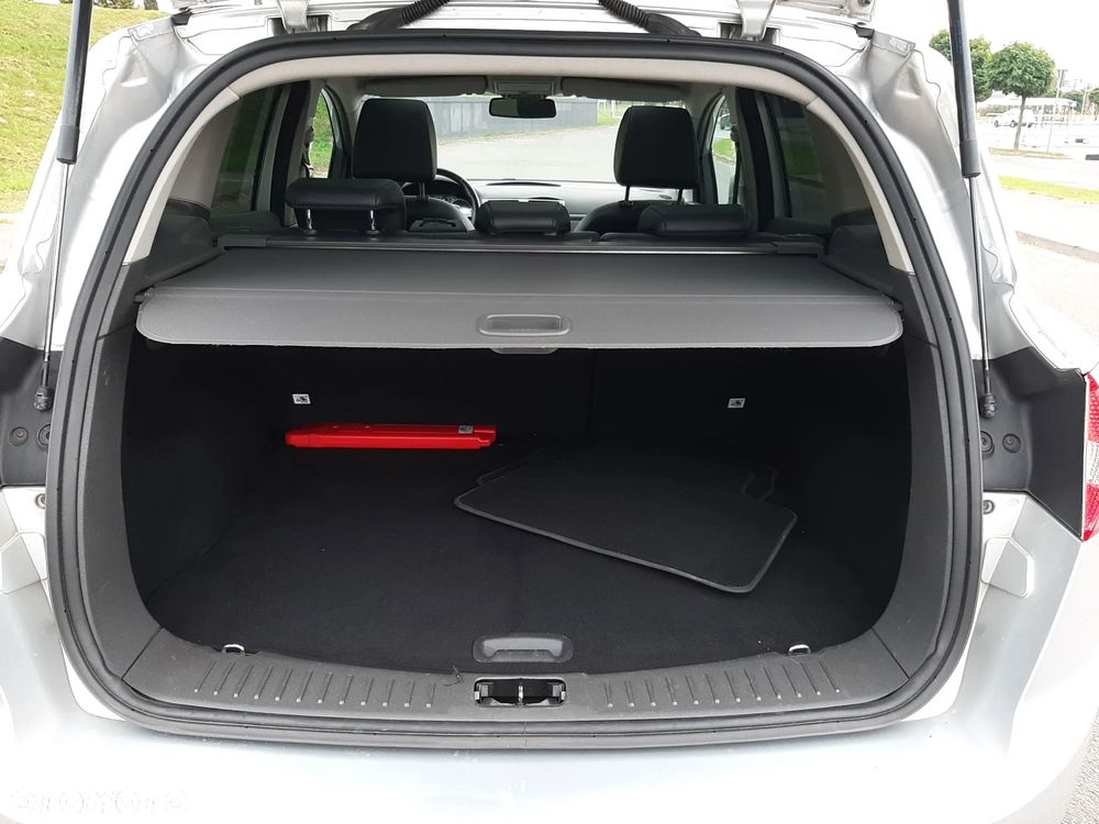 Ford Kuga 2.0 TDCi Titanium - 18