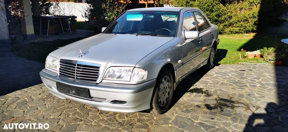 Mercedes-Benz C - 6