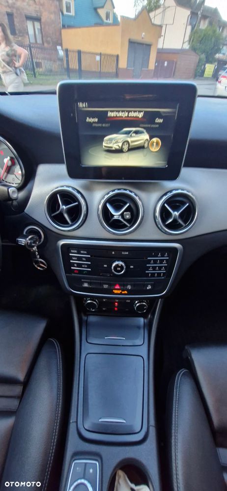 Mercedes-Benz GLA 200 (CDI) d 4-Matic - 12