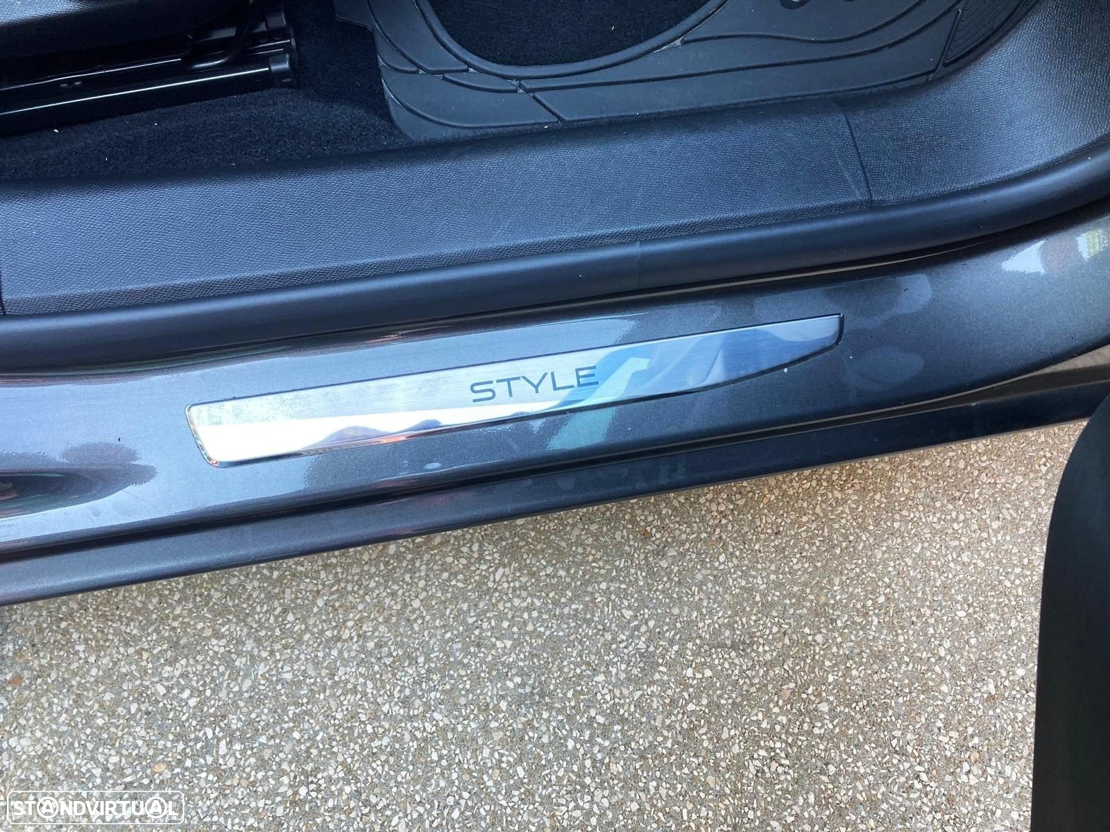 Peugeot 308 SW 1.5 BlueHDi Style - 22