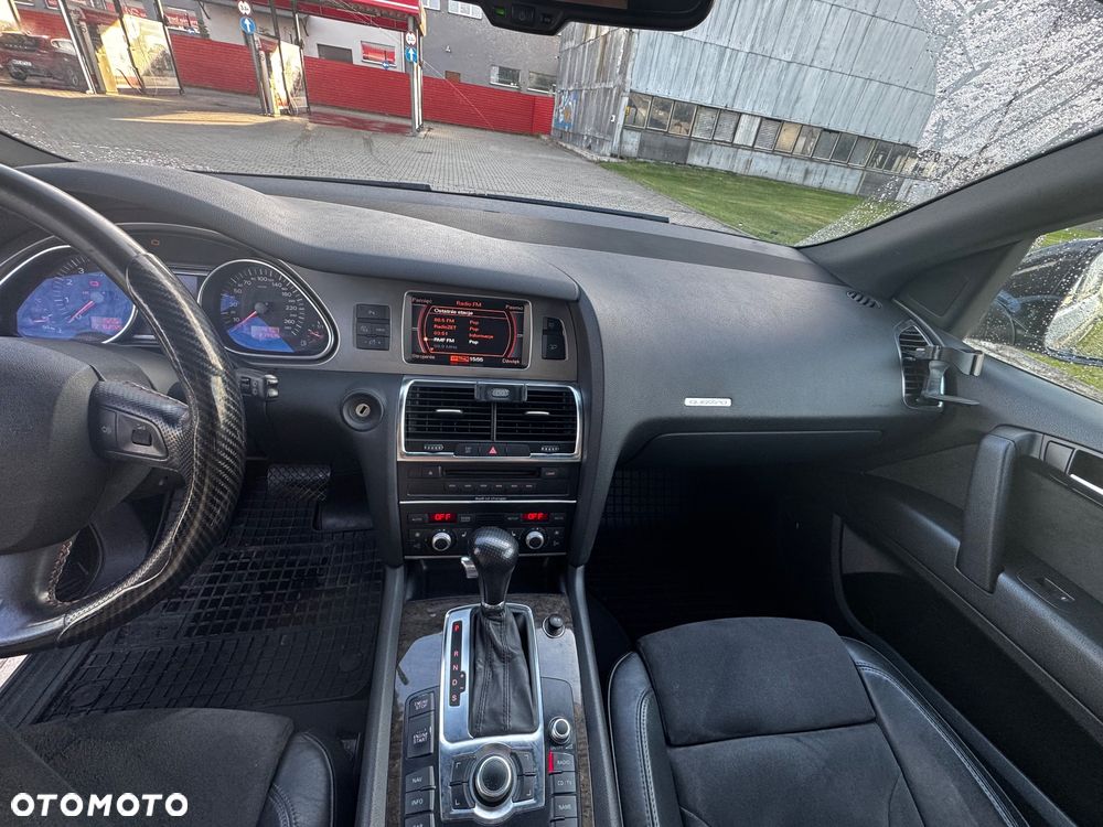Audi Q7 4.2 FSI Quattro Tiptronic - 23