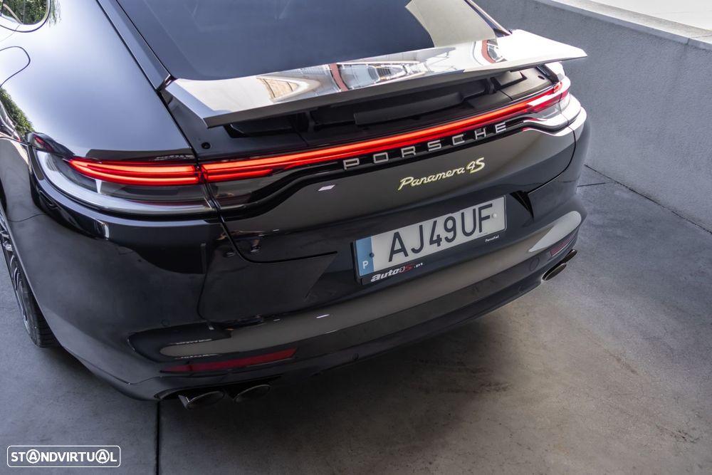 Porsche Panamera - 13