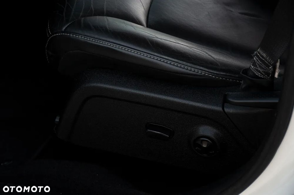 Fiat Freemont 2.0 Multijet 16V DPF Automatik Allrad Black Code - 35