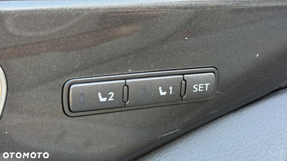 Infiniti Q50 - 28