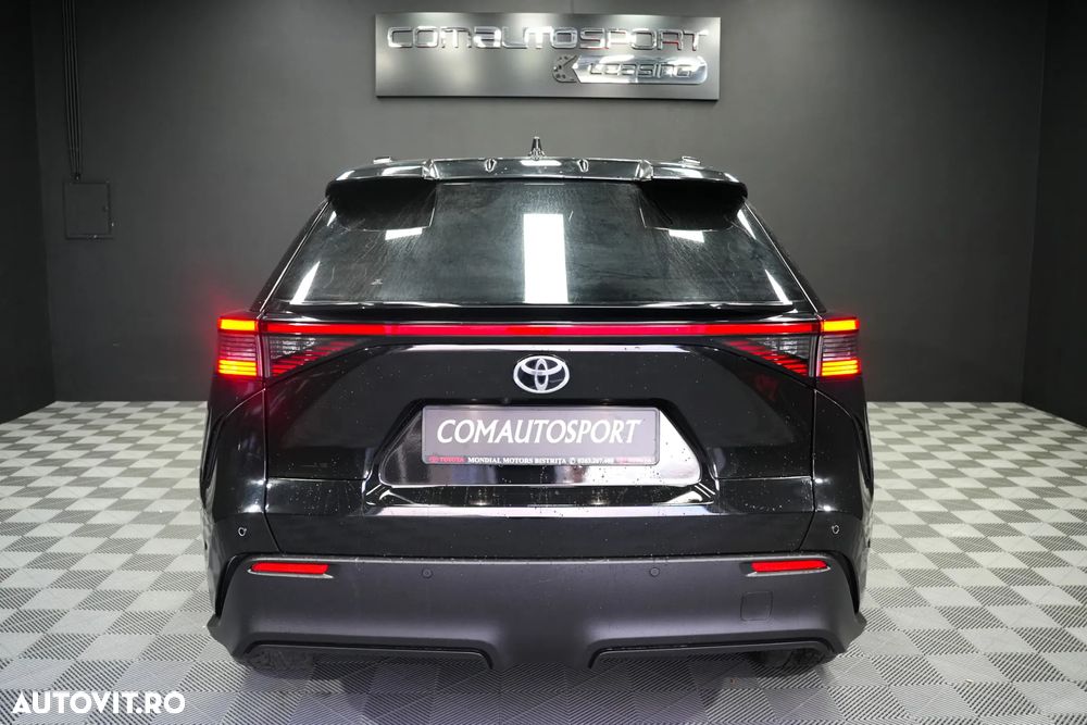 Toyota BZ4X 160 KW AWD (4x4) Luxury - 5