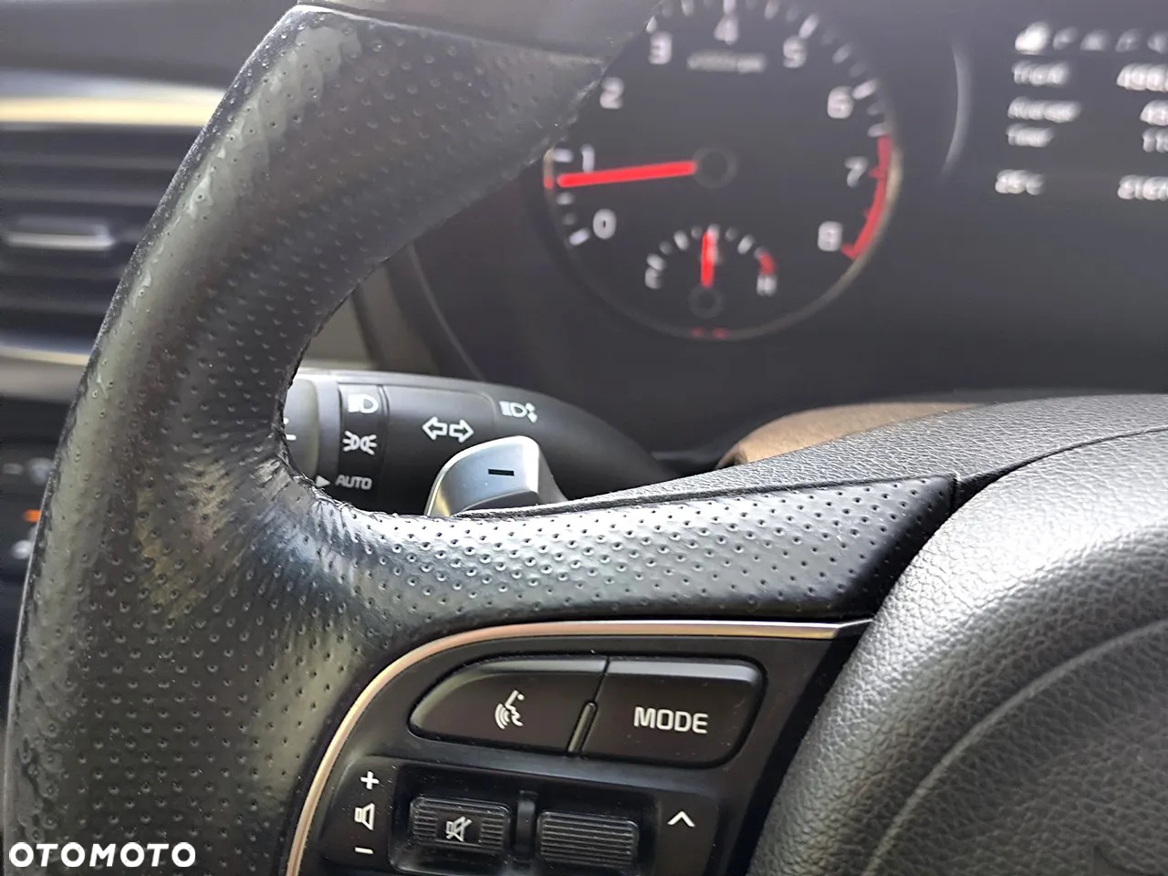 Kia Optima 2.0 T-GDI GT - 22
