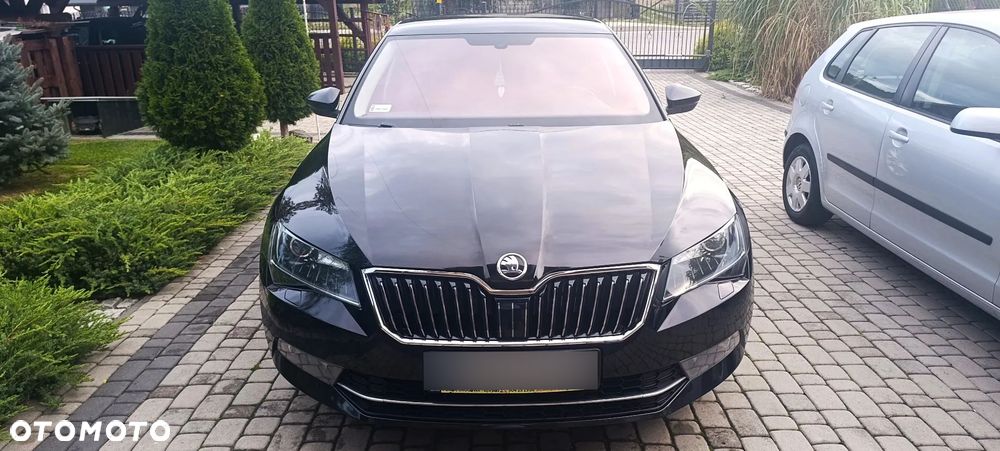 Skoda Superb 2.0 TDI 4x4 Sportline DSG - 6