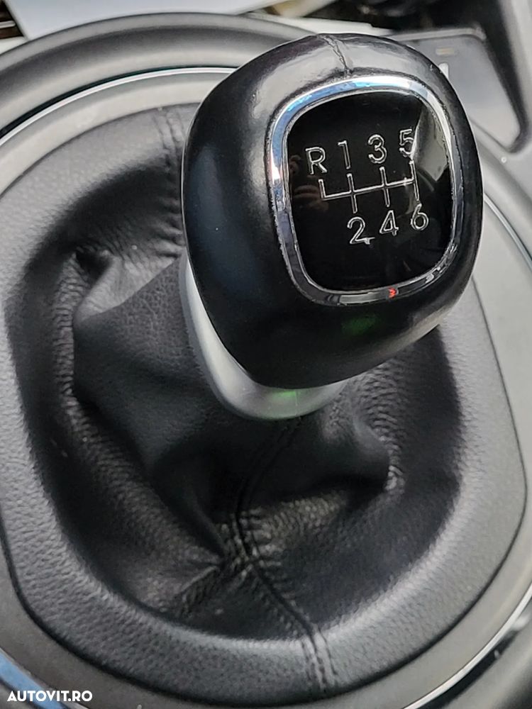 Kia Sportage 1.6 GSL MT 4x2 STYLE - 17