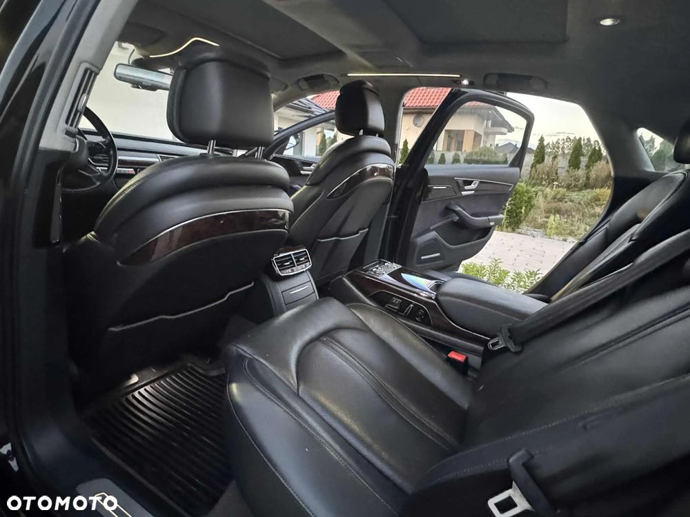 Audi A8 4.2 TDI L Quattro - 13